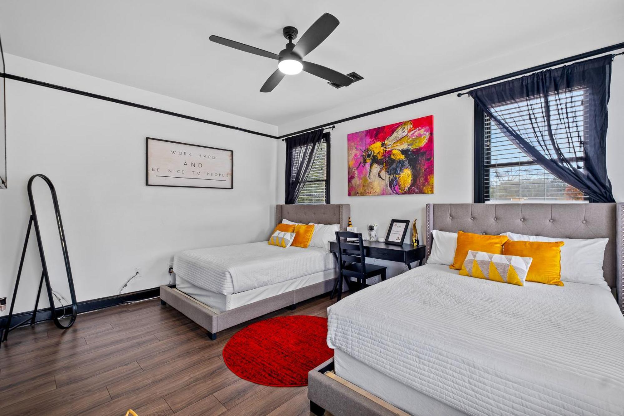 Vine City Bee Hive Atlanta Bagian luar foto