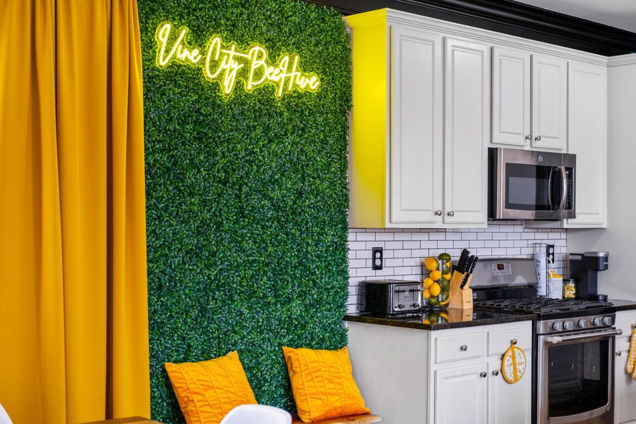 Vine City Bee Hive Atlanta Bagian luar foto