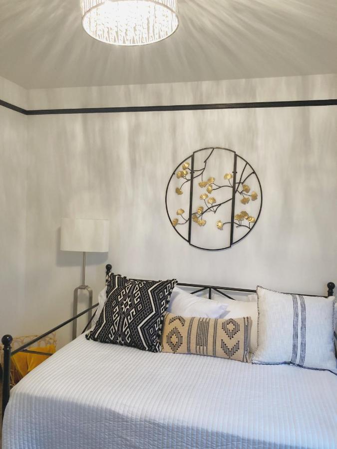 Vine City Bee Hive Atlanta Bagian luar foto